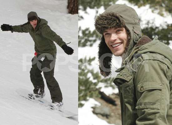 Photos of Kellan Lutz Snowboarding Photos of Kellan Lutz Snowboarding