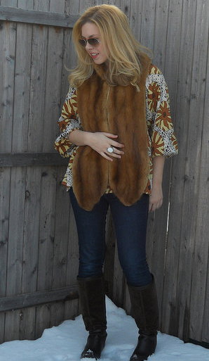 How to Wear a Fur Vest How to Wear a Fur Vest