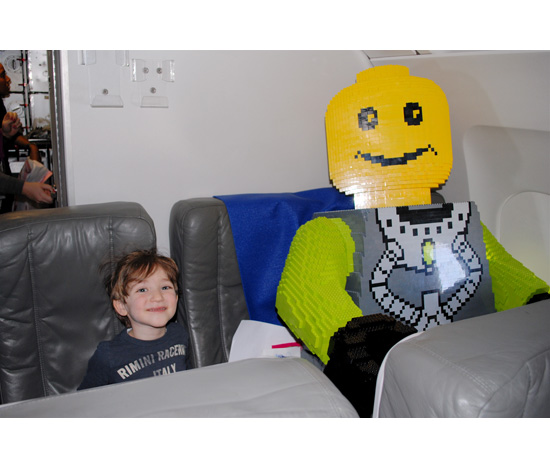 Tips For Choosing a Family Friendly Airline