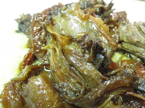 Flavorful and Delicious Red Wine Slow Cooker Short Rib Recipe