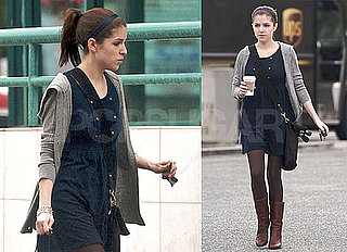 Photos of Oscar-Nominated Anna Kendrick of Up in The Air Running Errands in the LA Rain