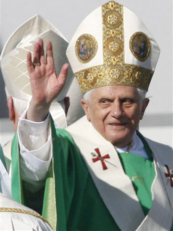 Pope Speaks on Child Abuse in Ireland