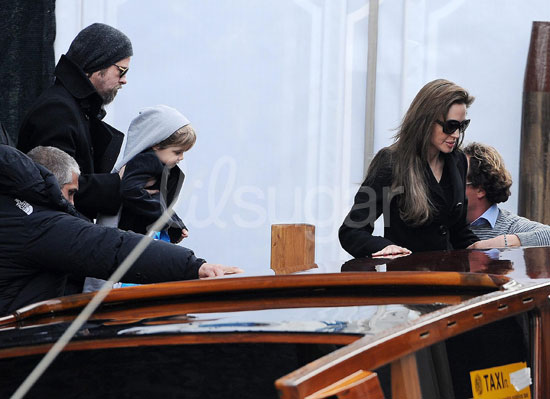 Brad and Angelina Take a Water Taxi with Knox and Zahara Brad and Angelina Take a Water Taxi with Knox and Zahara