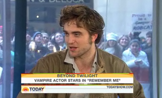 Photos of Robert Pattinson  