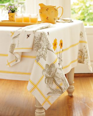Botanical Bee Tablecloth 