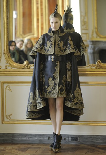 Lee Alexander McQueen's Final Collection For Fall 2010: All Angels and Demons Lee Alexander McQueen's Final Collection For Fall 2010: All Angels and Demons