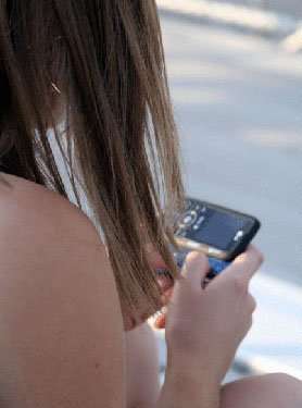 Teen Needs Surgery For Too Much Texting, Tips For Preventing Carpal Tunnel Syndrome
