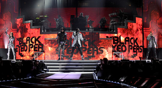Photos of the Black Eyed Peas Live