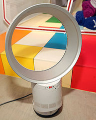 Dyson Cools off Coachella With it's Multiplier Fan Dyson Cools off Coachella With it's Multiplier Fan