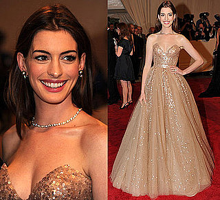 Anne Hathaway Wears Valentino at 2010 Costume Institute Gala