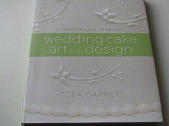 Book Review: Wedding Cake Art and Design
