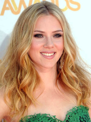 Scarlett Johansson at 2010 MTV Movie Awards