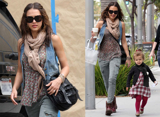 Pictures of Jessica Alba and Honor in LA