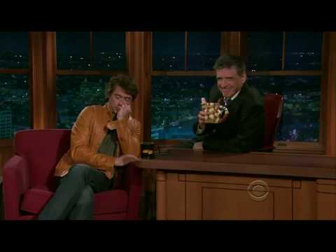 Robert Downey Jr. and Craig Ferguson's awkward pause... 
