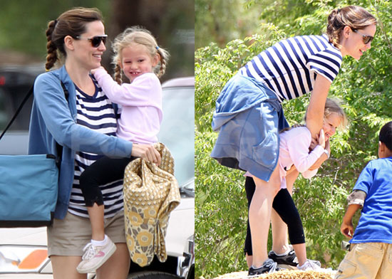 Pictures of Jennifer Garnet and Violet Pictures of Jennifer Garnet and Violet