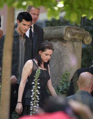 Photos of Kristen Stewart And Taylor Lautner Photos of Kristen Stewart And Taylor Lautner