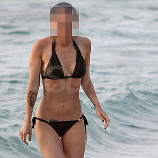 Pictures of Celebrities in Bikinis 2010-06-21 05:50:30