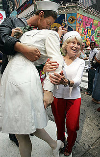 Story Behind Nurse-Sailor Kissing Picture and Edith Shain