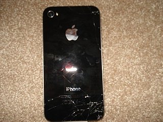 Smashed iPhone 4 Pictures