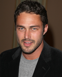 Taylor Kinney Joins The Vampire Diaries 2010-07-12 10:30:04