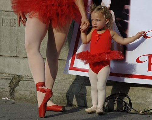 Pictures From Most Ballerinas En Pointe Record in Central Park