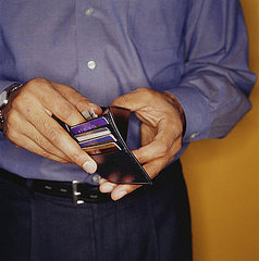 Credit Card Interest Rates Hit a Nine-Year High Credit Card Interest Rates Hit a Nine-Year High