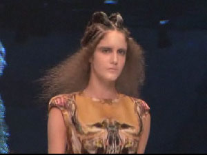 Video: Alexander McQueen Spring 2010