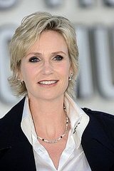 Glee Star Jane Lynch Reads Her Daughters' Texts and Emails