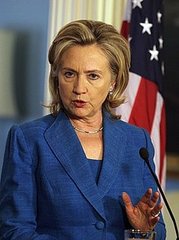 Hillary Clinton to Give $50 Million For Clean Stoves