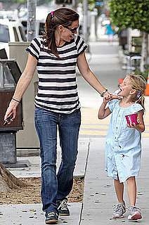 Pictures of Jennifer Garner and Violet Affleck Getting Ice Cream in LA