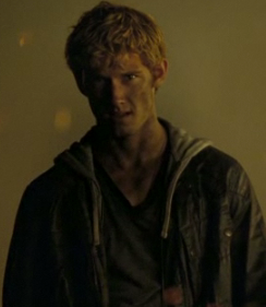I Am Number Four Teaser Trailer Video Starring Alex Pettyfer and Dianna Agron 2010-09-29 11:30:41