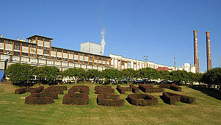 Hershey Shutters Original Chocolate Factory, Cuts 500 Workers