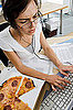 5 Reasons Not to Eat Lunch at Your Desk