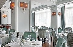 Henri Impresses at a Ladies' Lunch