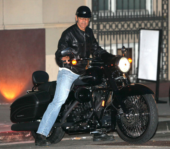 Photos of George Clooney