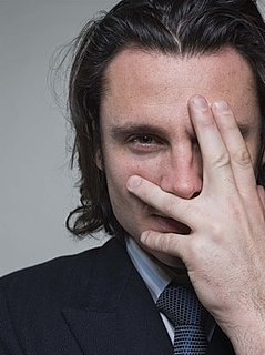 Rich Men Have Long Index Fingers