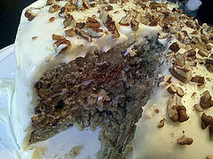 Hummingbird cake