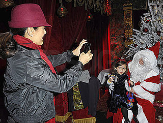 Pictures of Salma and Valentina With Santa