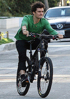 Pictures of Orlando Bloom Riding Around LA on a Bike