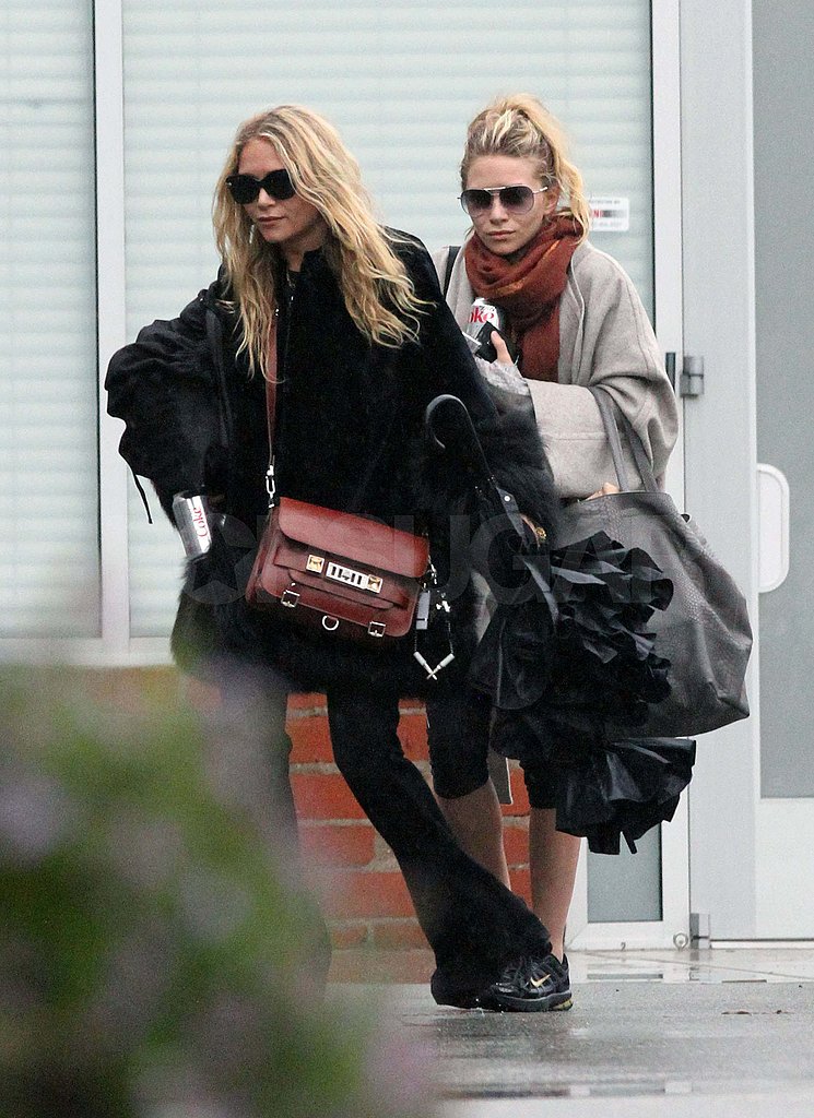 Mary-Kate and Ashley Olsen Get to Work on the West Coast Mary-Kate and Ashley Olsen Get to Work on the West Coast