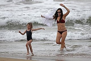 Pictures of Jennifer Garner in a Bikini