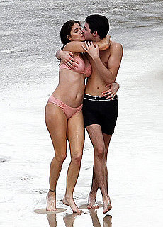 Pictures of Famous Moms in Bikinis