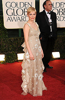 Pictures of Michelle Williams at the 2011 Golden Globes 2011-01-16 17:19:56