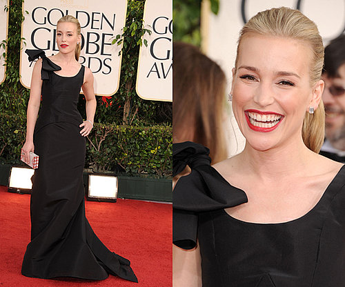 Piper Perabo at 2011 Golden Globe Awards