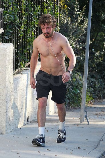 Shia LaBeouf Stays in Shape With a Shirtless Exercise Session Shia LaBeouf Stays in Shape With a Shirtless Exercise Session