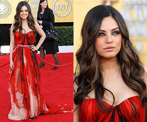 Mila Kunis at 2011 SAG Awards 2011-01-30 16:36:31