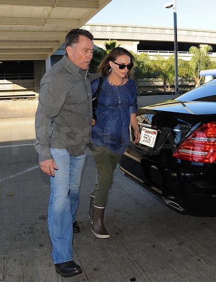 Pictures of Pregnant Natalie Portman at LAX Pictures of Pregnant Natalie Portman at LAX