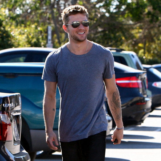 Pictures of Ryan Phillippe Shopping at Zadig and Voltaire in LA Pictures of Ryan Phillippe Shopping at Zadig and Voltaire in LA