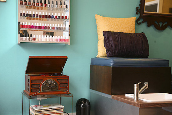 Parlor 836