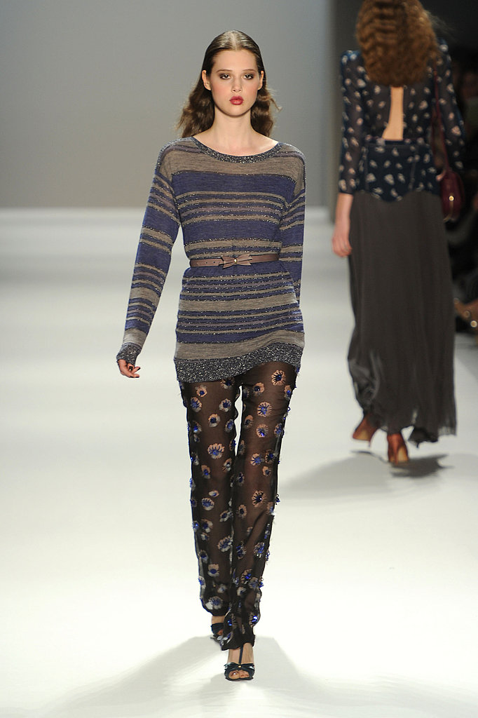 Fall 2011 New York Fashion Week: Rebecca Taylor 2011-02-11 13:34:21 Fall 2011 New York Fashion Week: Rebecca Taylor 2011-02-11 13:34:21